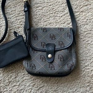 Dooney & Bourke bag and coin holder